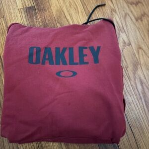 Men’s Oakley hoodie